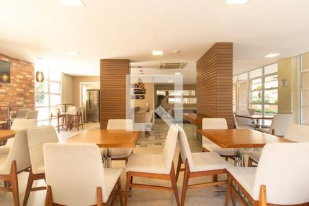 Apartamento para alugar com 66m², 2 quartos e 1 vagaÁrea comum - Salão de festas