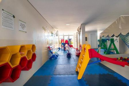 Apartamento para alugar com 66m², 2 quartos e 1 vagaÁrea comum - Playground