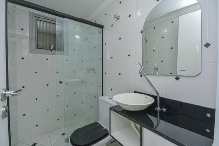 Apartamento à venda com 69m², 2 quartos e 1 vaga Apartamento à venda com 69m², 2 quartos e 1 vagaBanheiro