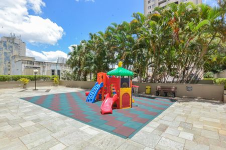 Apartamento à venda com 69m², 2 quartos e 1 vaga Apartamento à venda com 69m², 2 quartos e 1 vagaÁrea comum - Playground