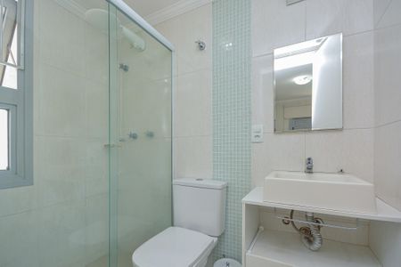 Apartamento à venda com 69m², 2 quartos e 1 vaga Apartamento à venda com 69m², 2 quartos e 1 vagaBanheiro da Suíte