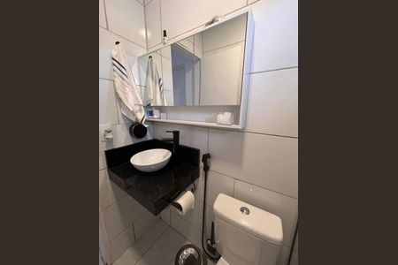 Apartamento para alugar com 58m², 2 quartos e sem vaga