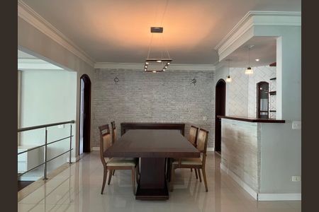 Casa de condomínio para alugar com 915m², 5 quartos e 4 vagas Casa de condomínio para alugar com 915m², 5 quartos e 4 vagasSala