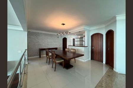 Casa de condomínio para alugar com 915m², 5 quartos e 4 vagas Casa de condomínio para alugar com 915m², 5 quartos e 4 vagasSala