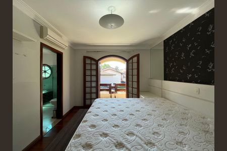 Casa de condomínio para alugar com 915m², 5 quartos e 4 vagas Casa de condomínio para alugar com 915m², 5 quartos e 4 vagasQuarto