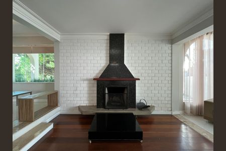 Casa de condomínio para alugar com 915m², 5 quartos e 4 vagas Casa de condomínio para alugar com 915m², 5 quartos e 4 vagasSala