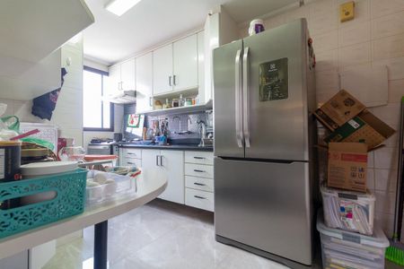 Apartamento para alugar com 95m², 3 quartos e 2 vagas Apartamento para alugar com 95m², 3 quartos e 2 vagasCozinha