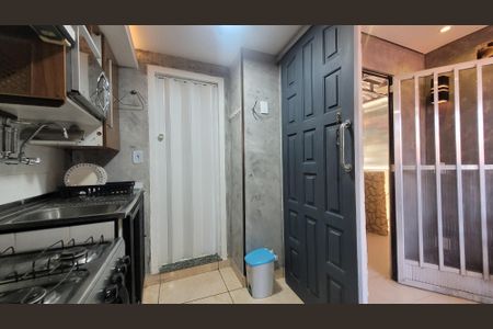 Cozinha de kitnet/studio para alugar com 1 quarto, 30m² em Bento Ribeiro, Rio de Janeiro