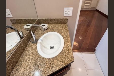 Apartamento à venda com 167m², 4 quartos e 2 vagas