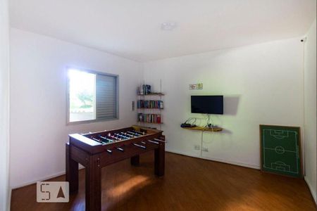 Apartamento à venda com 167m², 4 quartos e 2 vagas Apartamento à venda com 167m², 4 quartos e 2 vagasSalão de jogos