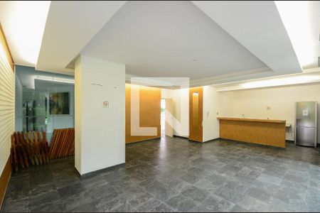 Apartamento à venda com 167m², 4 quartos e 2 vagas Apartamento à venda com 167m², 4 quartos e 2 vagasÁrea comum - Salão de festas