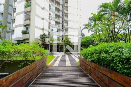 Apartamento à venda com 167m², 4 quartos e 2 vagas Apartamento à venda com 167m², 4 quartos e 2 vagasÁrea comum