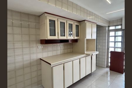 Apartamento à venda com 167m², 4 quartos e 2 vagas