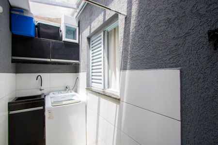 Apartamento à venda com 59m², 2 quartos e 1 vaga Apartamento à venda com 59m², 2 quartos e 1 vagaÁrea de serviço