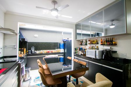 Apartamento à venda com 59m², 2 quartos e 1 vaga Apartamento à venda com 59m², 2 quartos e 1 vagaCozinha/Espaço gourmet