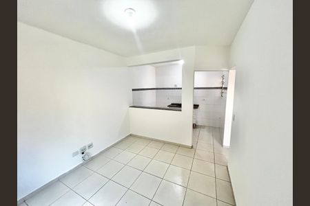Sala/Cozinha de casa de condomínio para alugar com 1 quarto, 55m² em Parque Peruche, São Paulo