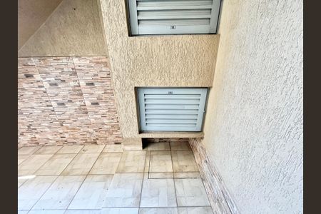 Casa de condomínio para alugar com 55m², 1 quarto e sem vagaDepósito