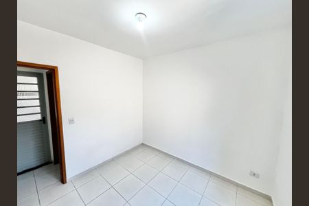 Quarto de casa de condomínio para alugar com 1 quarto, 55m² em Parque Peruche, São Paulo