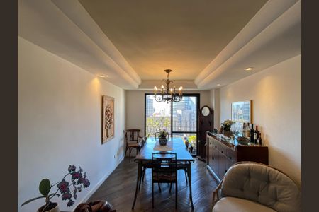 Apartamento à venda com 205m², 3 quartos e 2 vagasSala 1