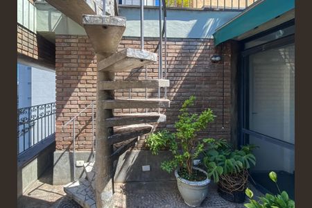 Apartamento à venda com 205m², 3 quartos e 2 vagasQuintal