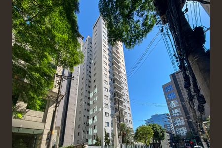 Apartamento à venda com 205m², 3 quartos e 2 vagasFachada