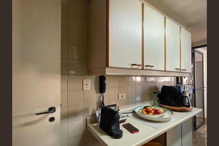 Apartamento à venda com 205m², 3 quartos e 2 vagasCozinha