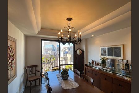 Apartamento à venda com 205m², 3 quartos e 2 vagasSala 1