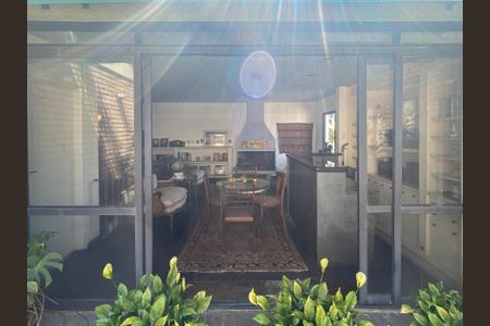 Apartamento à venda com 205m², 3 quartos e 2 vagasQuintal