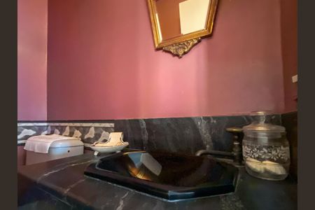 Apartamento à venda com 205m², 3 quartos e 2 vagasLavabo