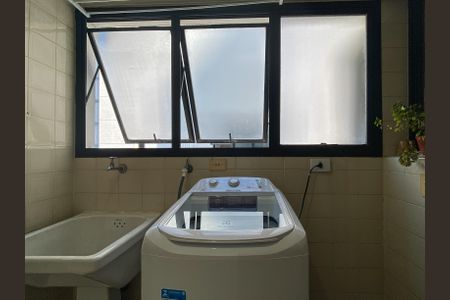 Apartamento à venda com 205m², 3 quartos e 2 vagasÁrea de Serviço