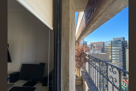 Apartamento à venda com 205m², 3 quartos e 2 vagasSuíte 2