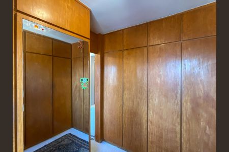 Apartamento à venda com 205m², 3 quartos e 2 vagasSuíte 1