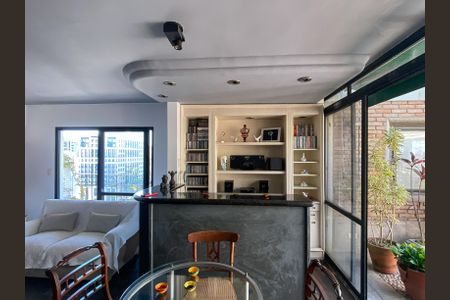 Apartamento à venda com 205m², 3 quartos e 2 vagasSala 2