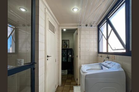 Apartamento à venda com 205m², 3 quartos e 2 vagasÁrea de Serviço