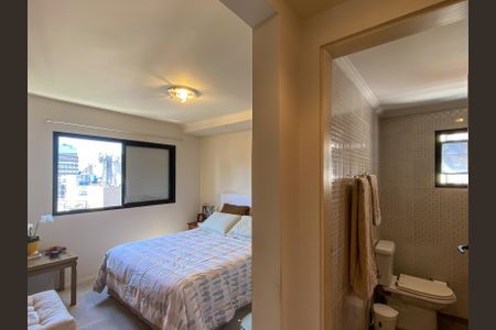 Apartamento à venda com 205m², 3 quartos e 2 vagasSuíte 1