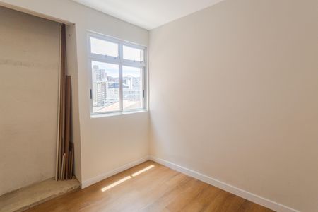 Apartamento à venda com 115m², 3 quartos e 1 vagaQuarto 2