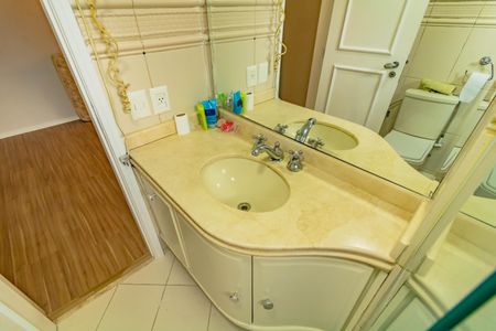 Apartamento para alugar com 116m², 3 quartos e 3 vagas