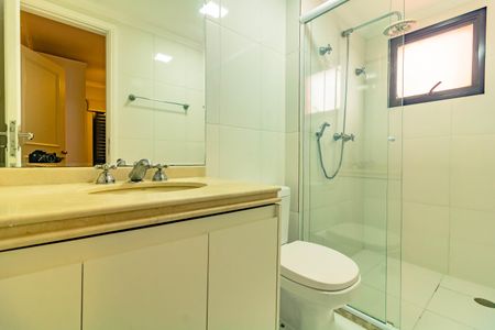 Apartamento para alugar com 116m², 3 quartos e 3 vagas