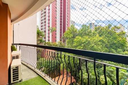 Apartamento para alugar com 116m², 3 quartos e 3 vagas