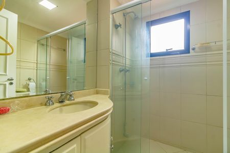 Apartamento para alugar com 116m², 3 quartos e 3 vagas