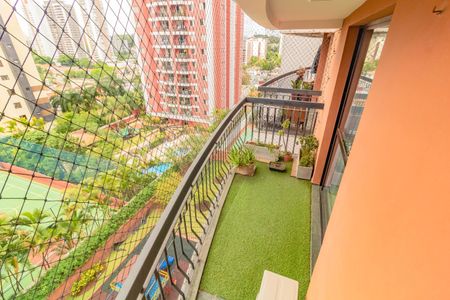 Apartamento para alugar com 116m², 3 quartos e 3 vagas