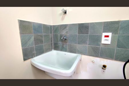 Casa de condomínio para alugar com 136m², 3 quartos e 2 vagas