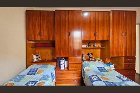 Casa à venda com 118m², 2 quartos e 2 vagasQuarto 