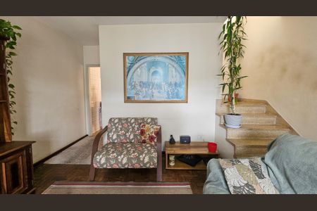 Casa à venda com 118m², 2 quartos e 2 vagasSala