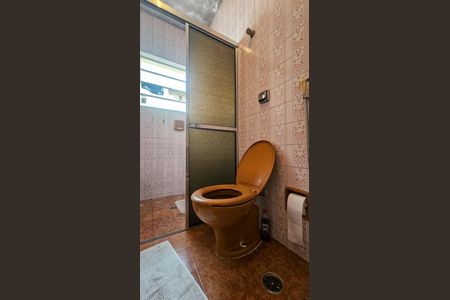 Casa à venda com 118m², 2 quartos e 2 vagasBanheiro 2