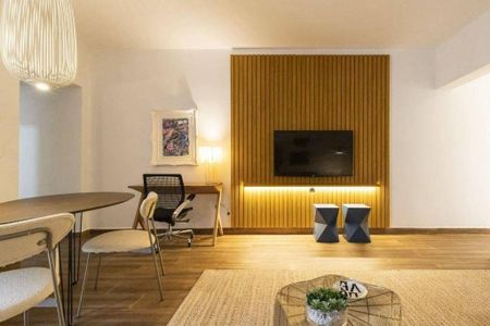 Apartamento à venda com 1 quarto, 50m² em Cambuí, Campinas