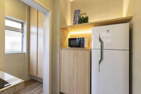 Apartamento à venda com 1 quarto, 50m² em Cambuí, Campinas