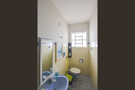 Casa à venda com 158m², 2 quartos e 2 vagasBanheiro 2