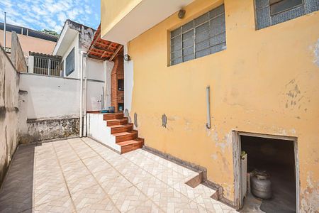 Casa à venda com 158m², 2 quartos e 2 vagasQuintal