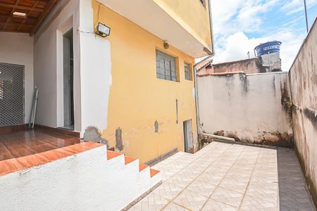 Casa à venda com 158m², 2 quartos e 2 vagasQuintal